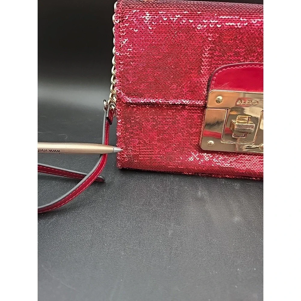 Aldo Red Sequent Handbag W/ Yellow Metal Chain Adjustable‎ Evening Event Purse